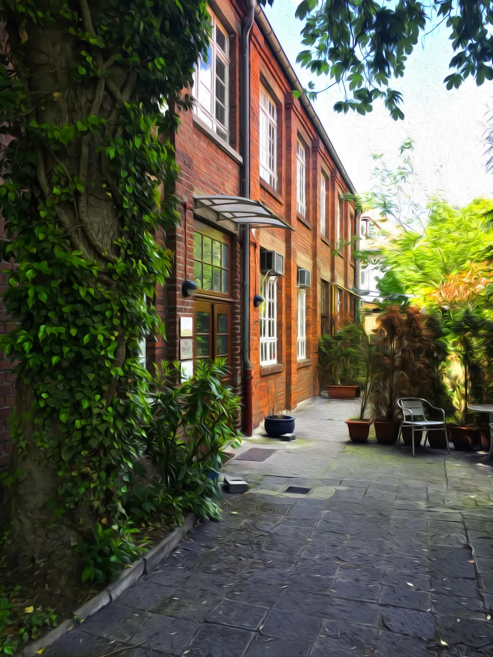 Backsteingebäude mit Innenhof in Seligenstadt